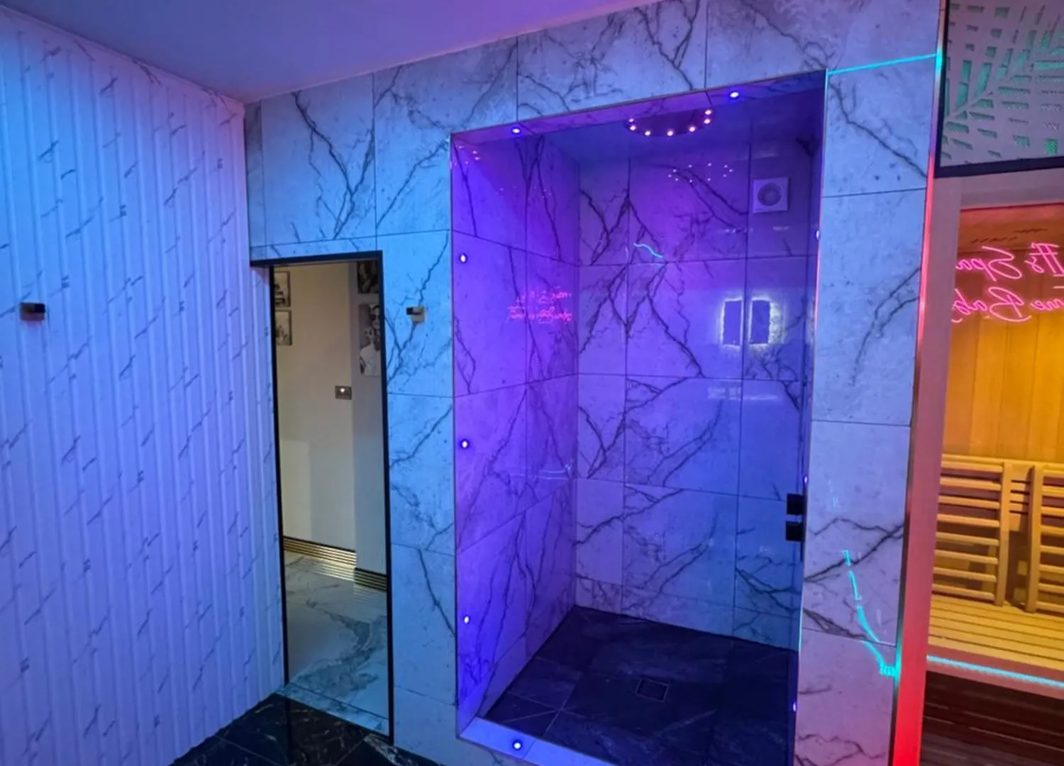 Highfield Private Spa Apartment 브래드퍼드