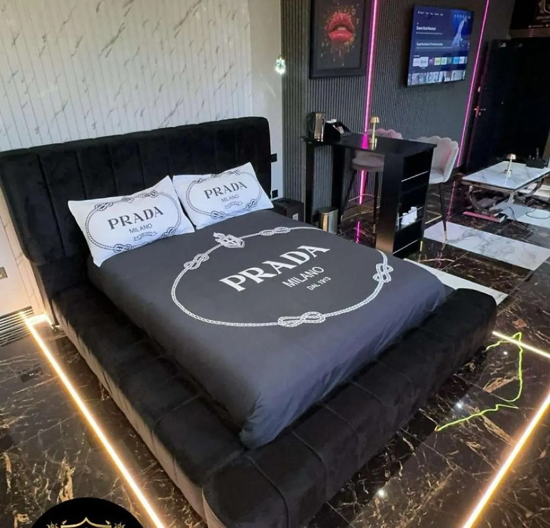 Highfield Private Spa Apartment 브래드퍼드 0*,